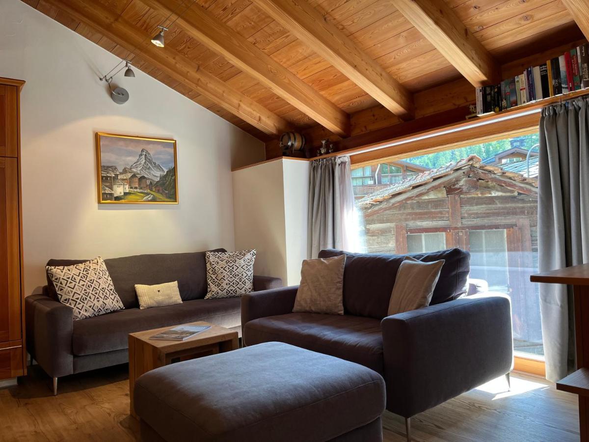 Ferienwohnung Chalet Puezji Zermatt Exteriör bild